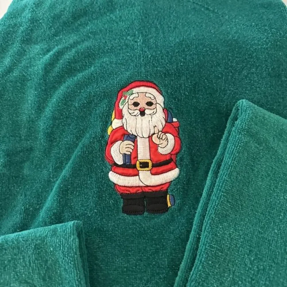 Vintage 3-D embroidered Santa Christmas Towel Set of 3 Green Country Cottagecore